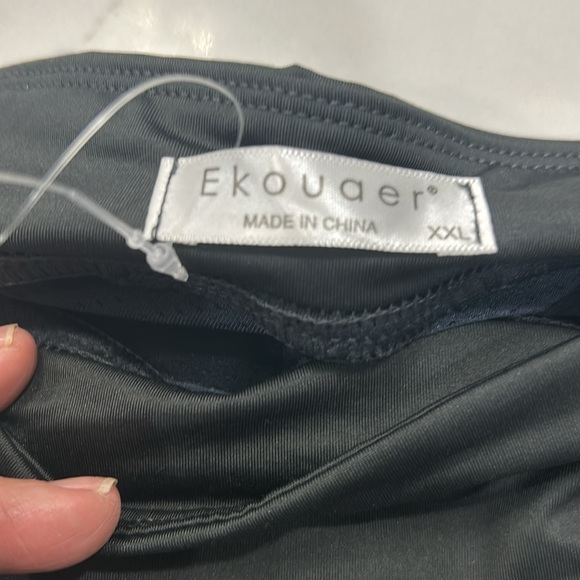 Ekouaer New With Tags‎ Skort. Size XXL - Picture 6 of 12